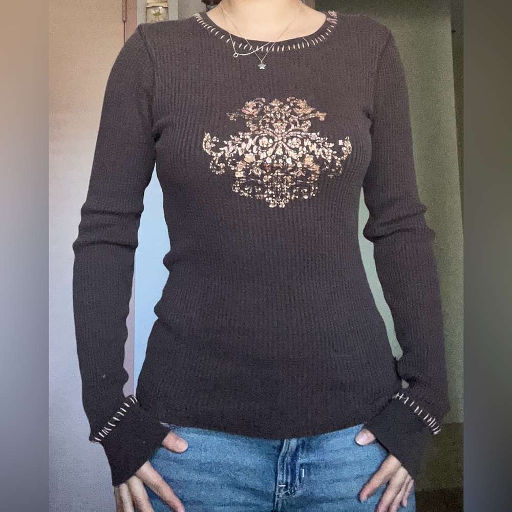 Twisted Heart Brown Long Sleeve Top with Gold Pattern